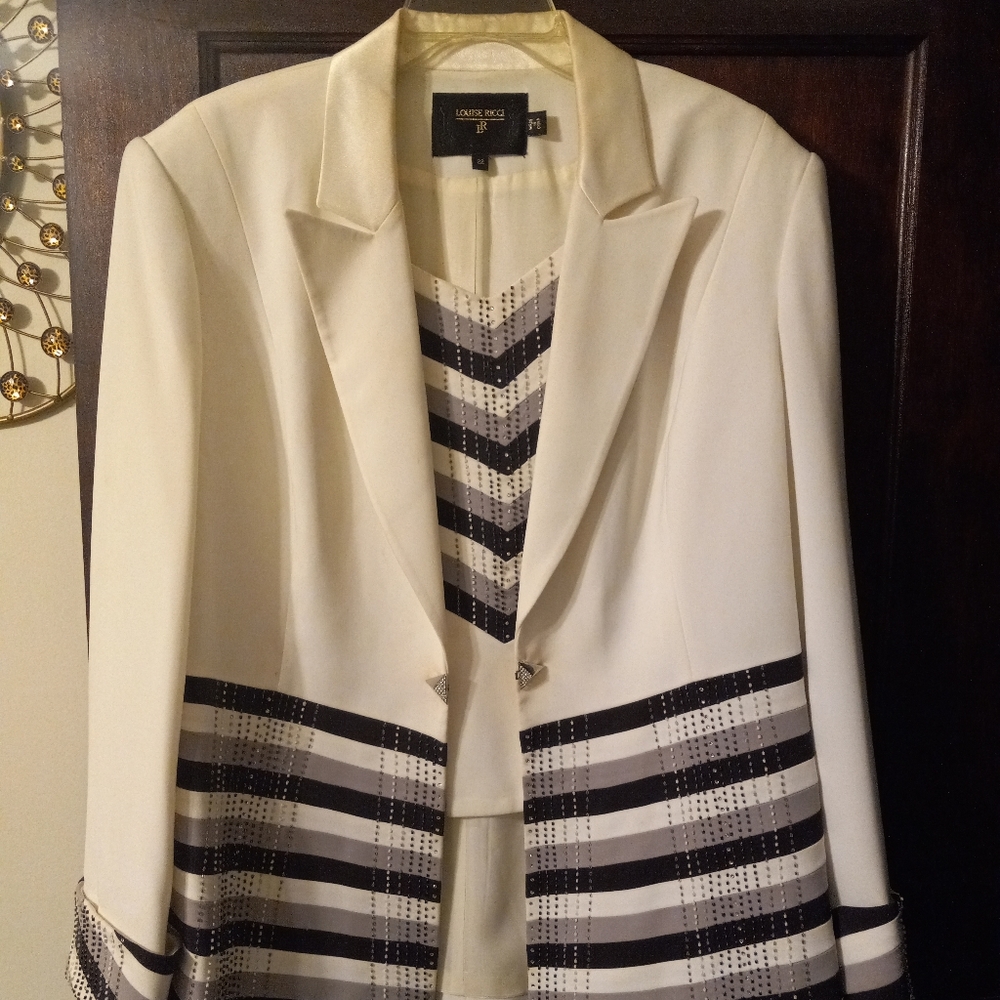WOMEN'S LOUISE RICCI SUIT JACKET SIZE 22